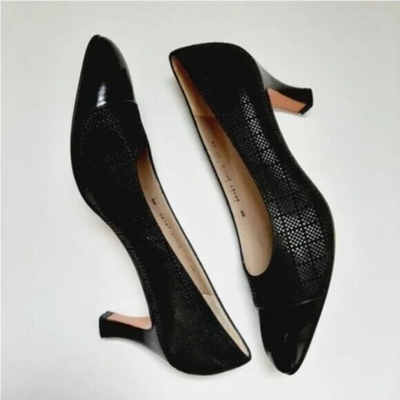 SALVATORE FERRAGAMO Classic Black Heel Pumps Sz 8.5 AA - Picture 7 of 10